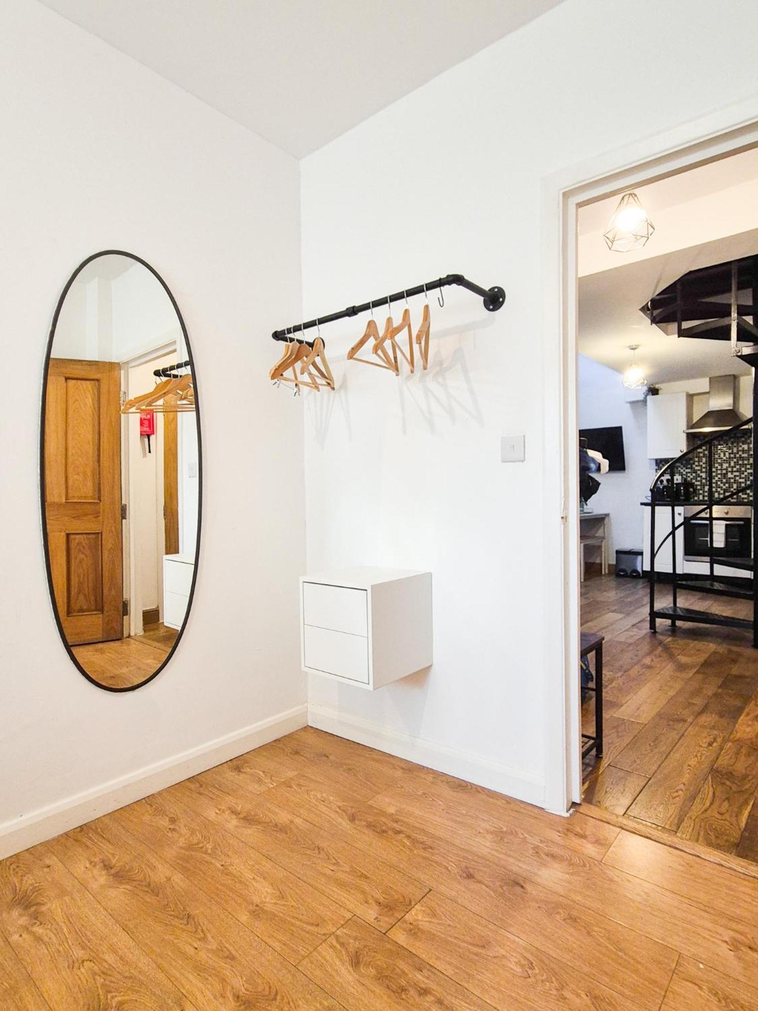 Two Bedroom In Islington Лондон Экстерьер фото