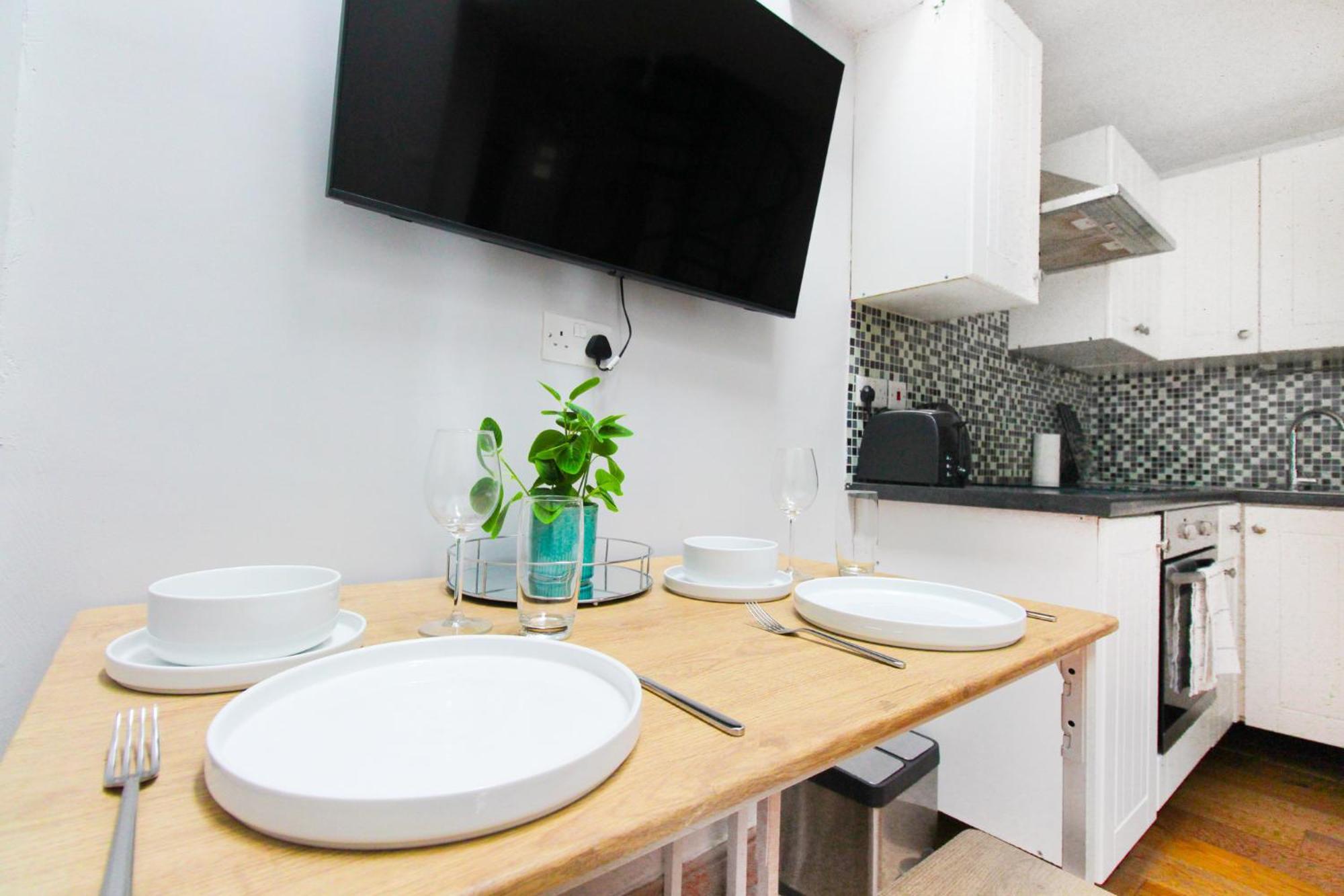 Two Bedroom In Islington Лондон Экстерьер фото