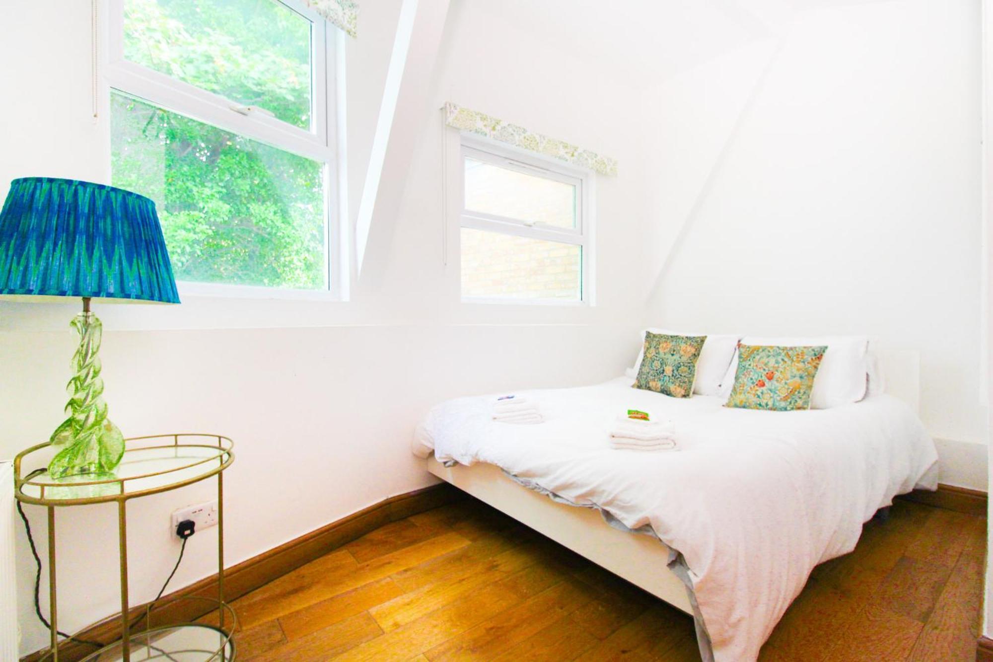 Two Bedroom In Islington Лондон Экстерьер фото