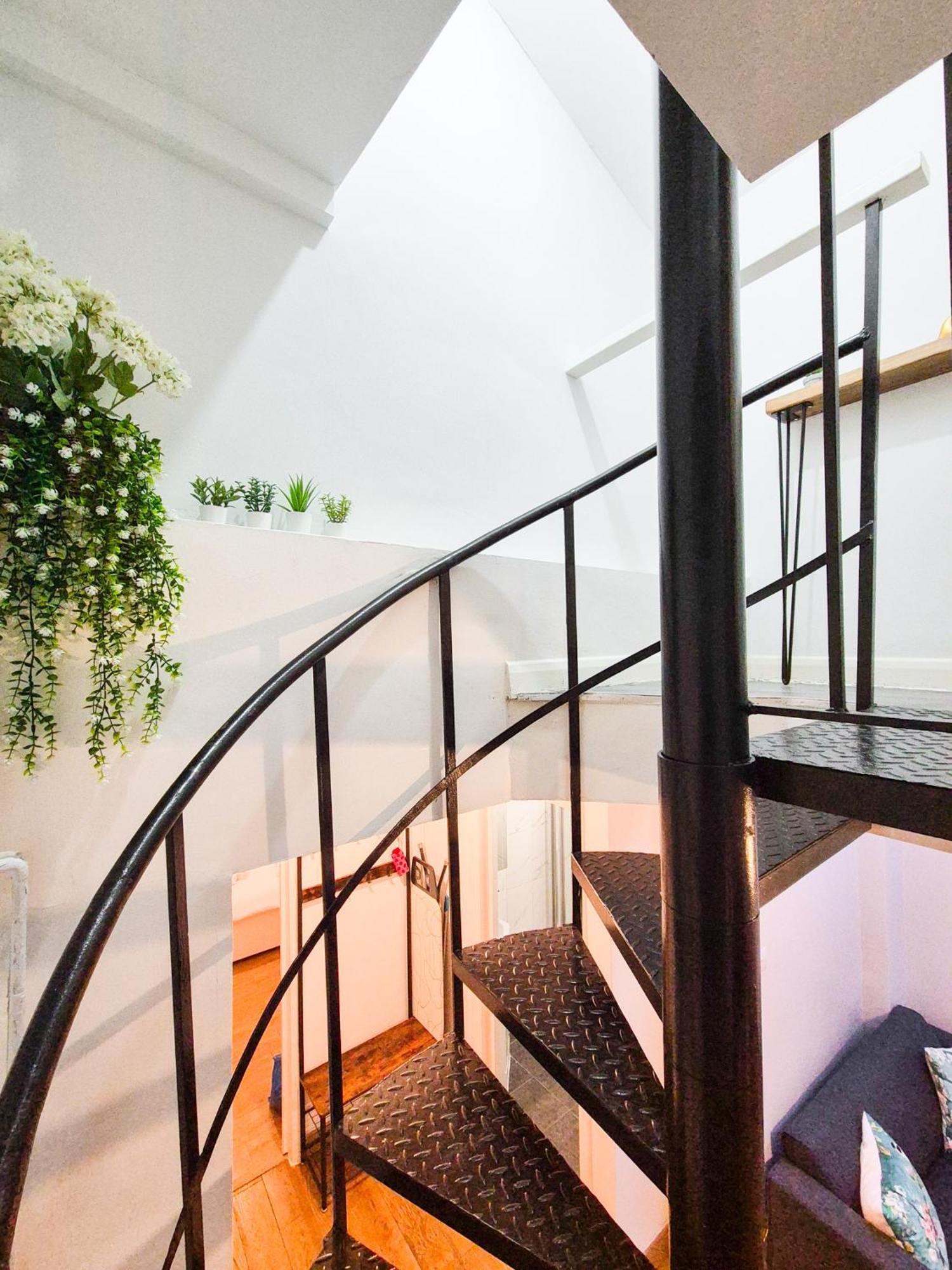 Two Bedroom In Islington Лондон Экстерьер фото